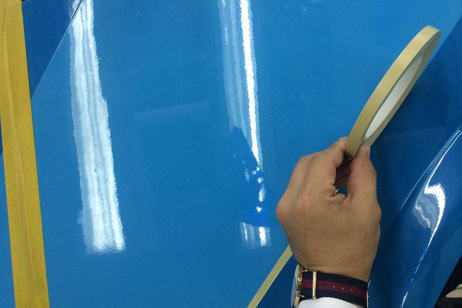 彩色美紋紙是汽車(chē)噴漆專(zhuān)用的必備用品